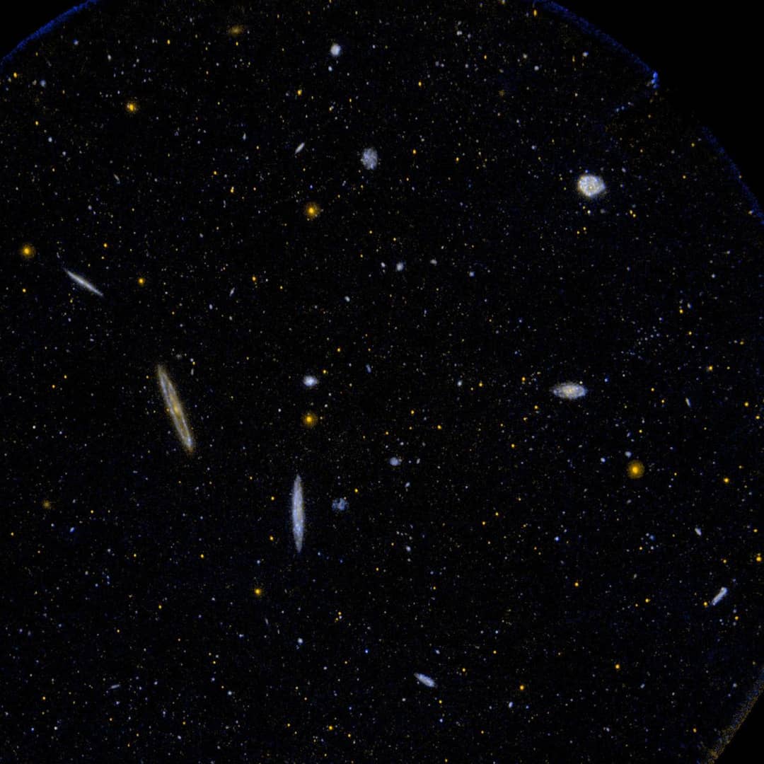 L'Ammasso della Vergine con numerose galassie